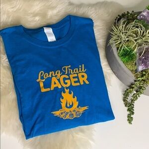 Long Trail Lager Brewing Company Camp Fire T-shirt shirt sleeve crewneck